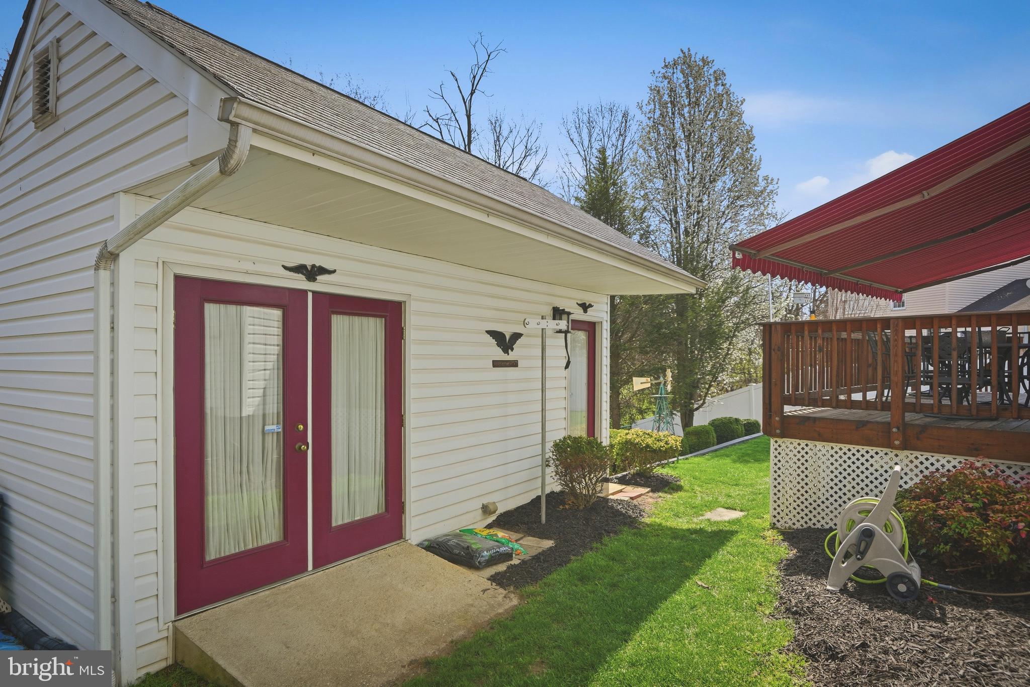 SUNNYFIELD ESTATES - Residential