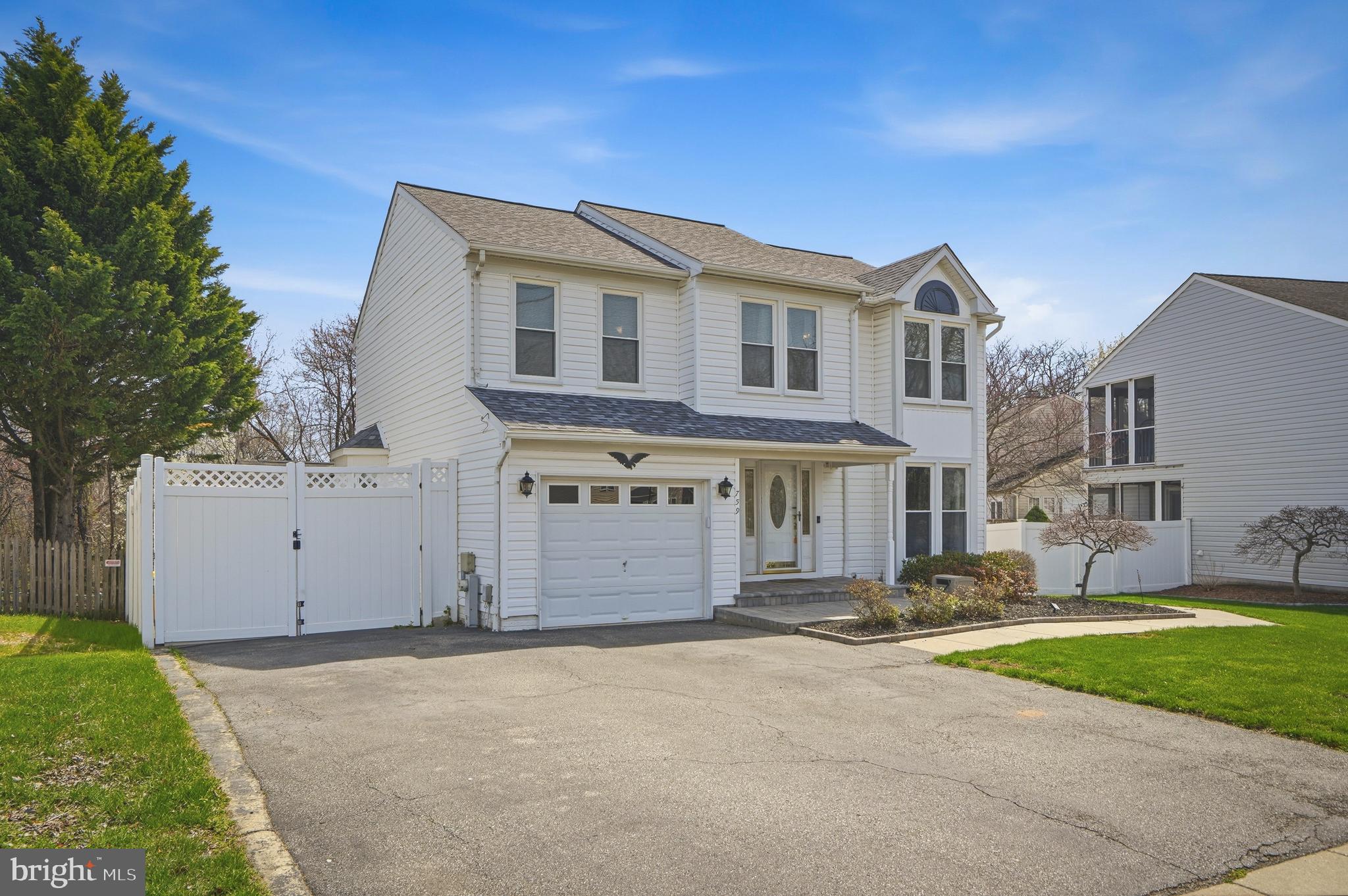 SUNNYFIELD ESTATES - Residential