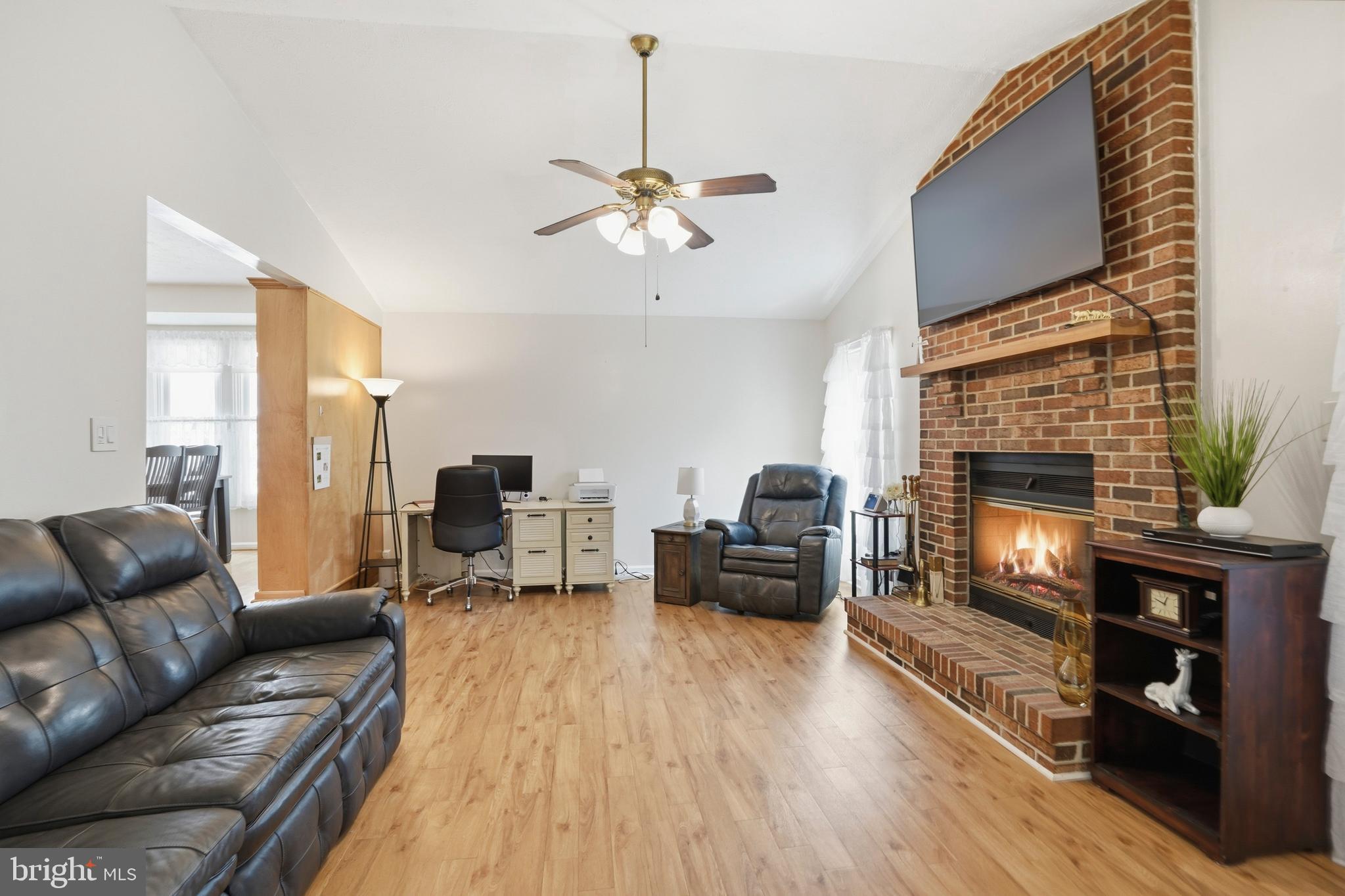 SUNNYFIELD ESTATES - Residential