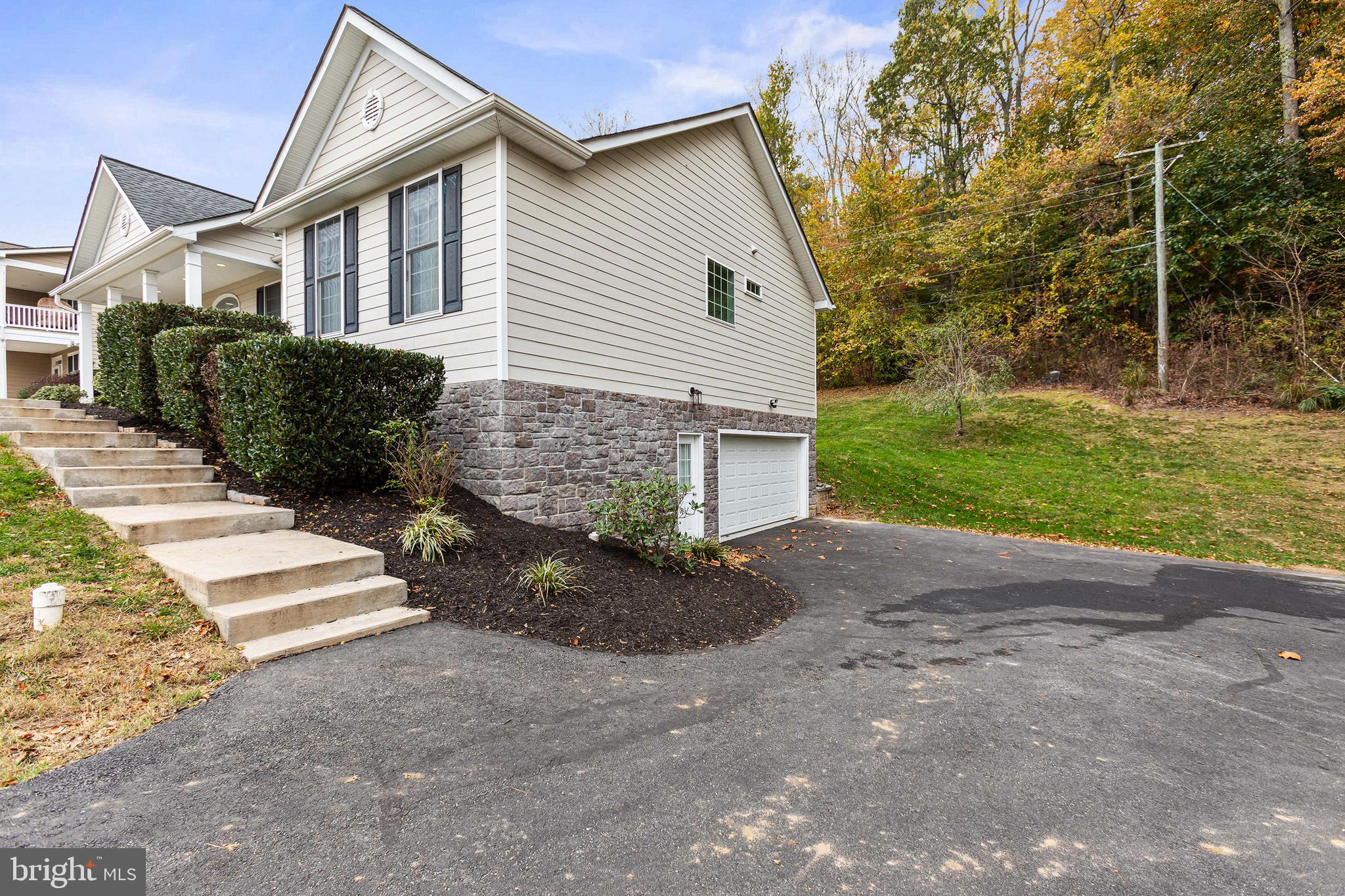 POTOMAC LANDING - Residential