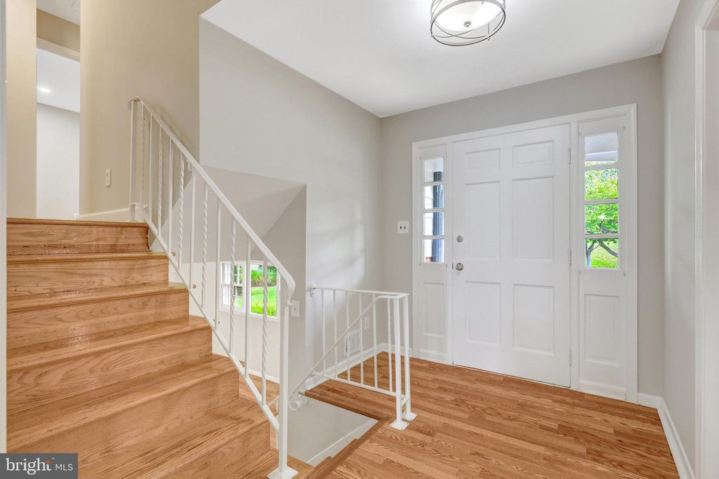 Photo of 2525 Lakevale Drive, VIENNA, VA 22181 (MLS # VAFX2241940)