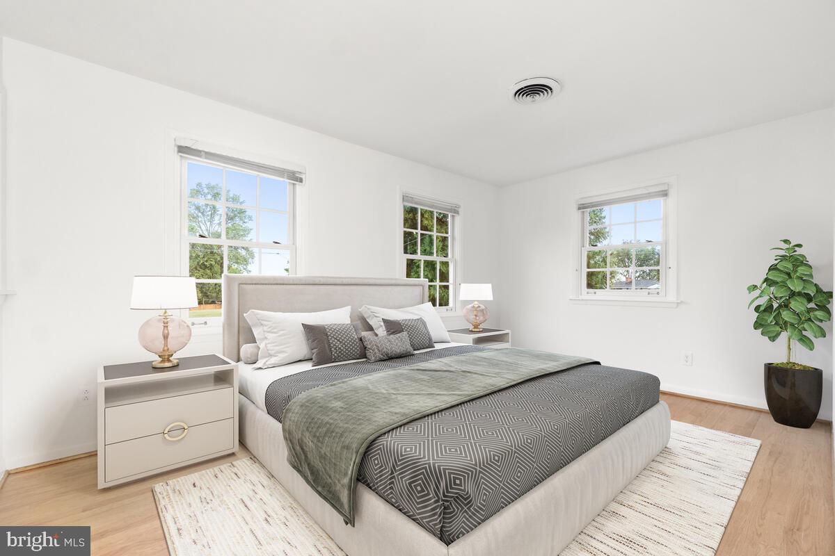 BROADVIEW ACRES - Residential