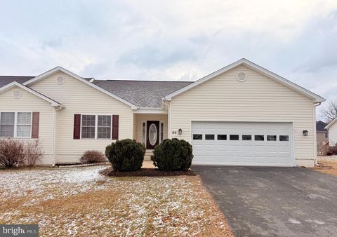 90 PETER RABBIT DRIVE RANSON WV 25438