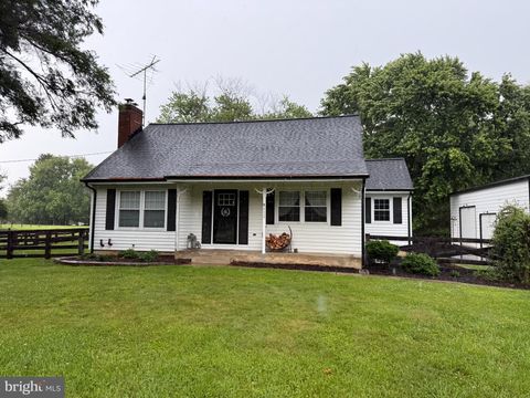Homes For Sale - 932 Bear Branch Road<br/> WESTMINSTER, MD 21157