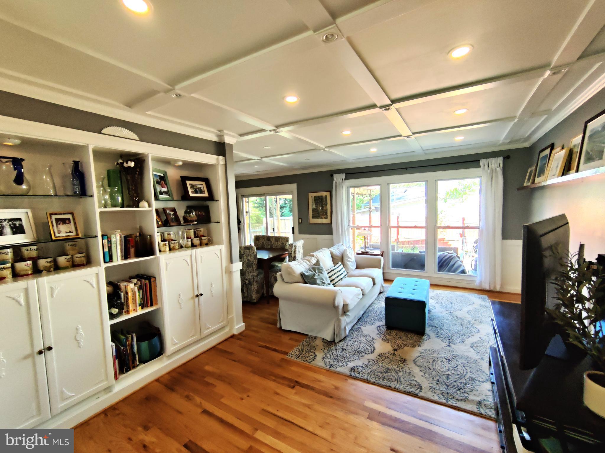 OAK HILL - Residential Lease