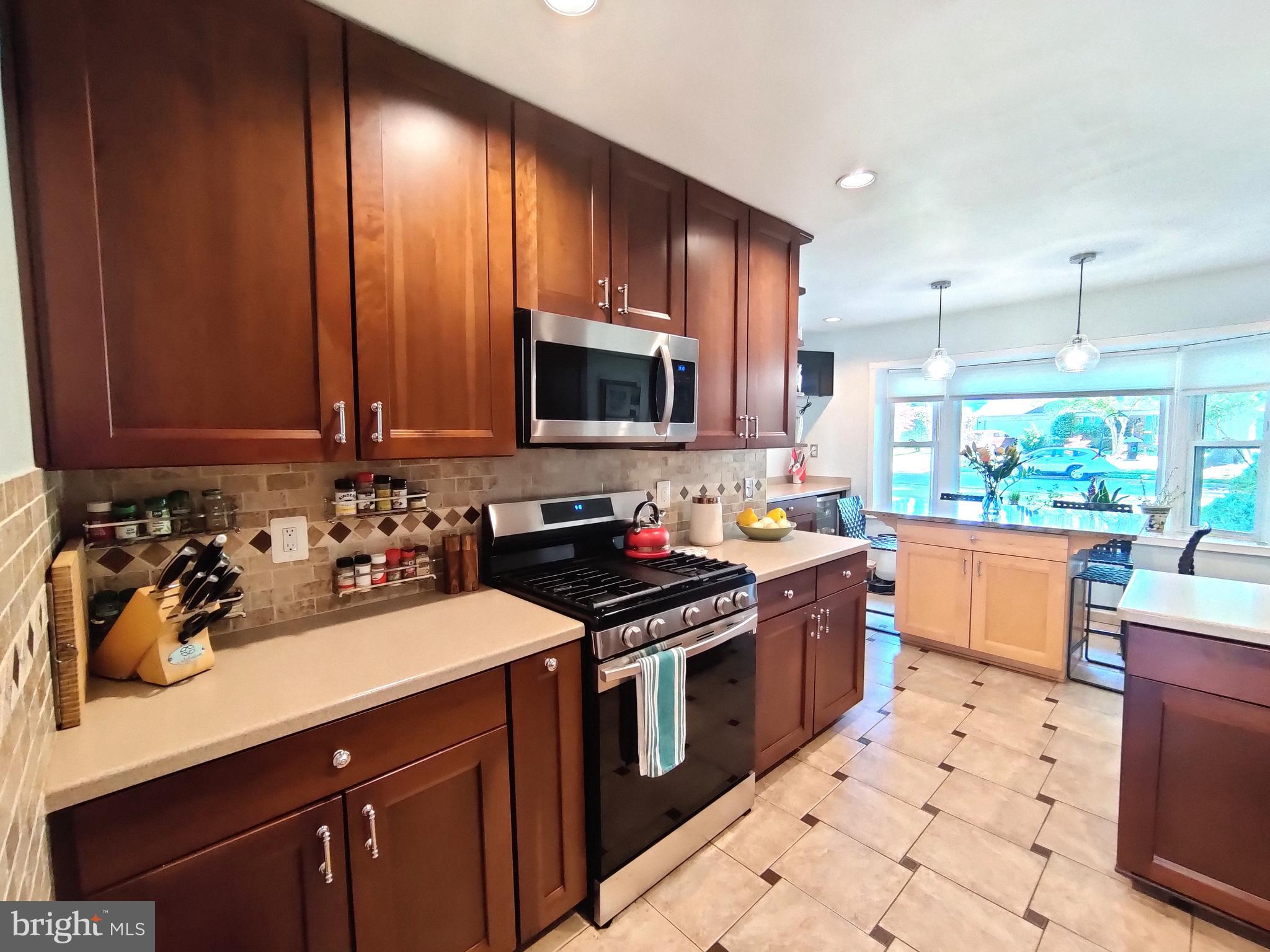 OAK HILL - Residential Lease