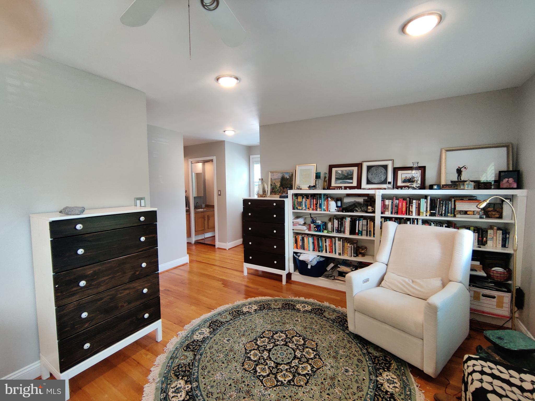 OAK HILL - Residential Lease