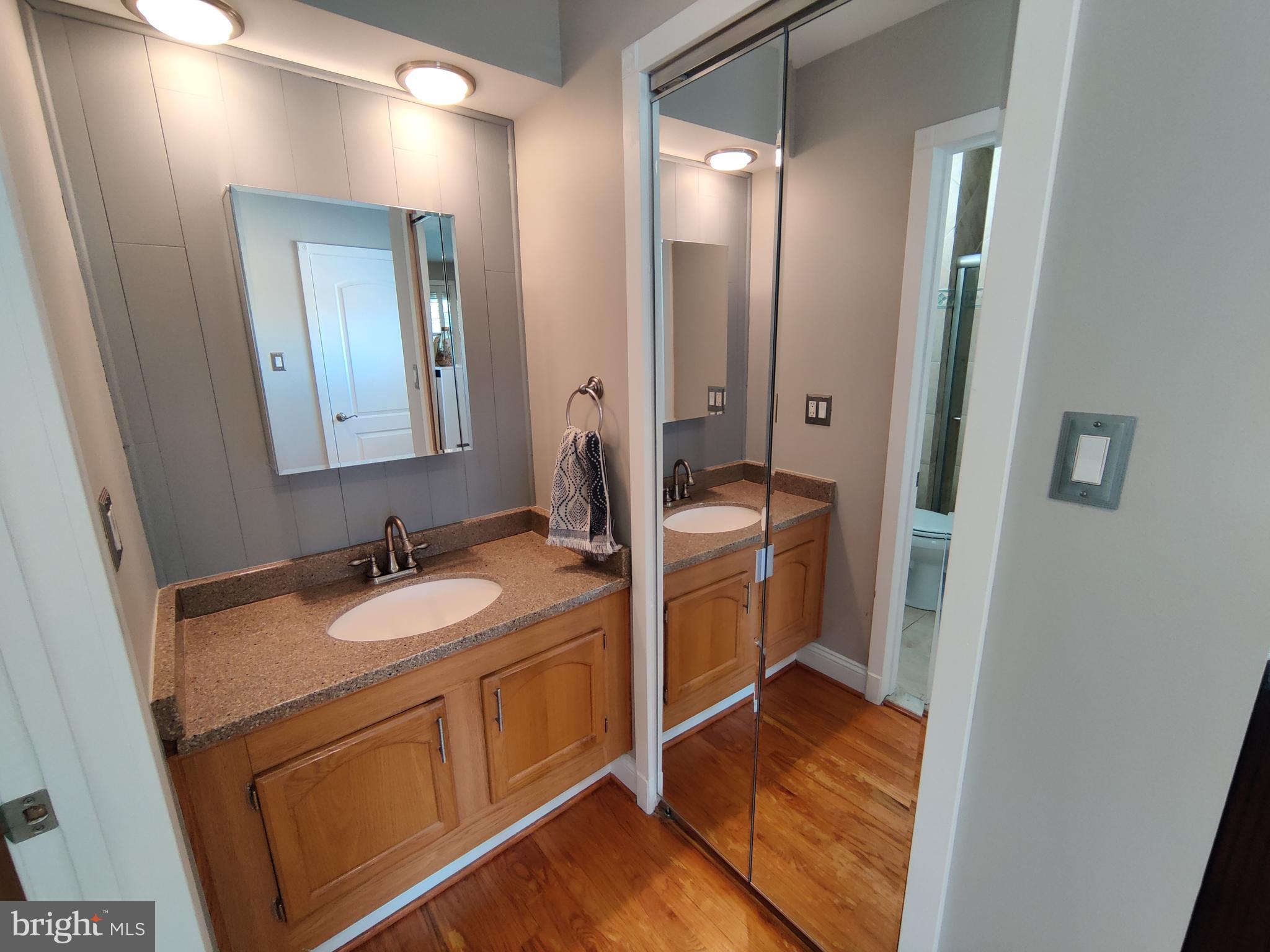 OAK HILL - Residential Lease