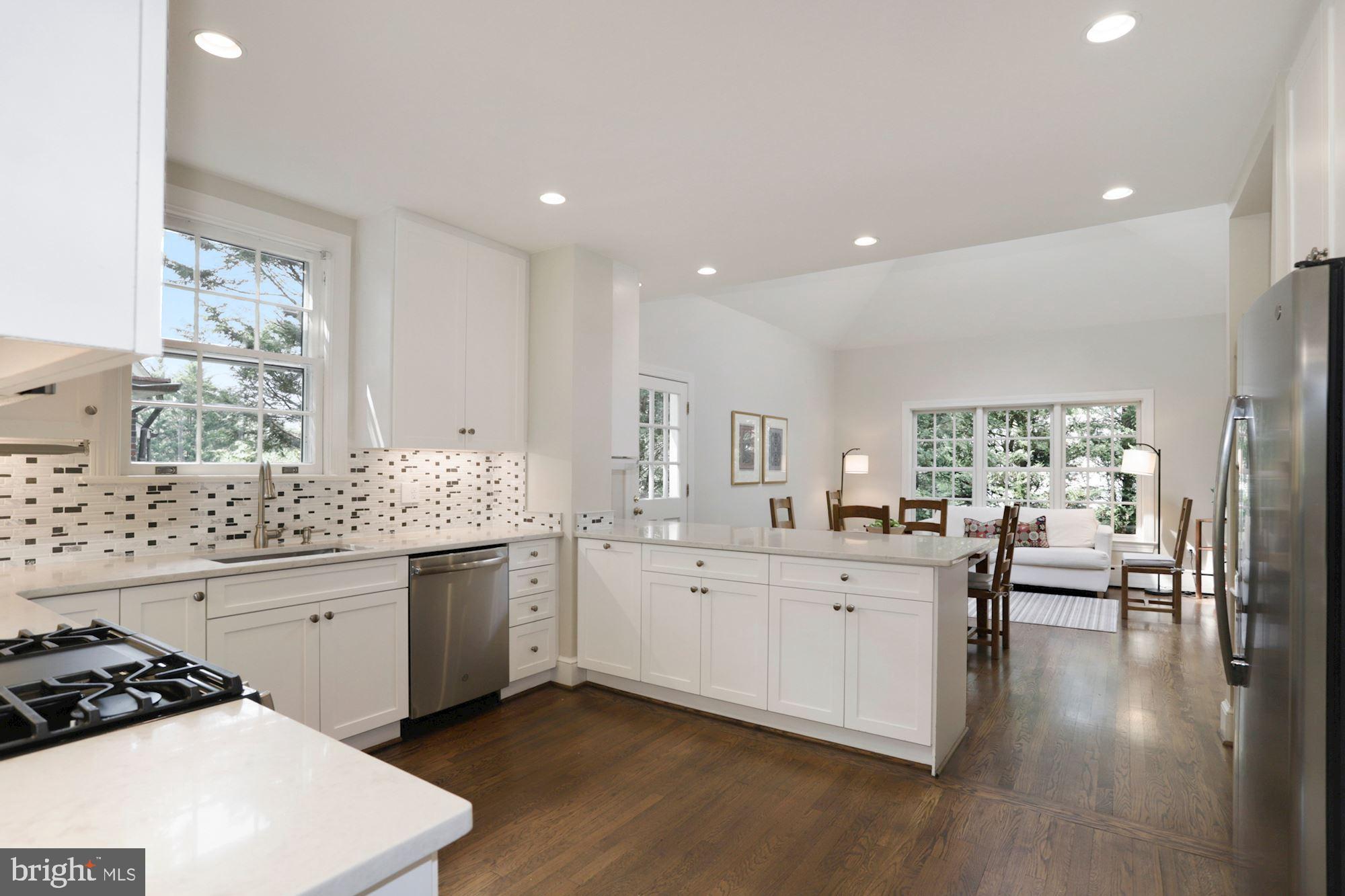 CHEVY CHASE GARDENS - Residential