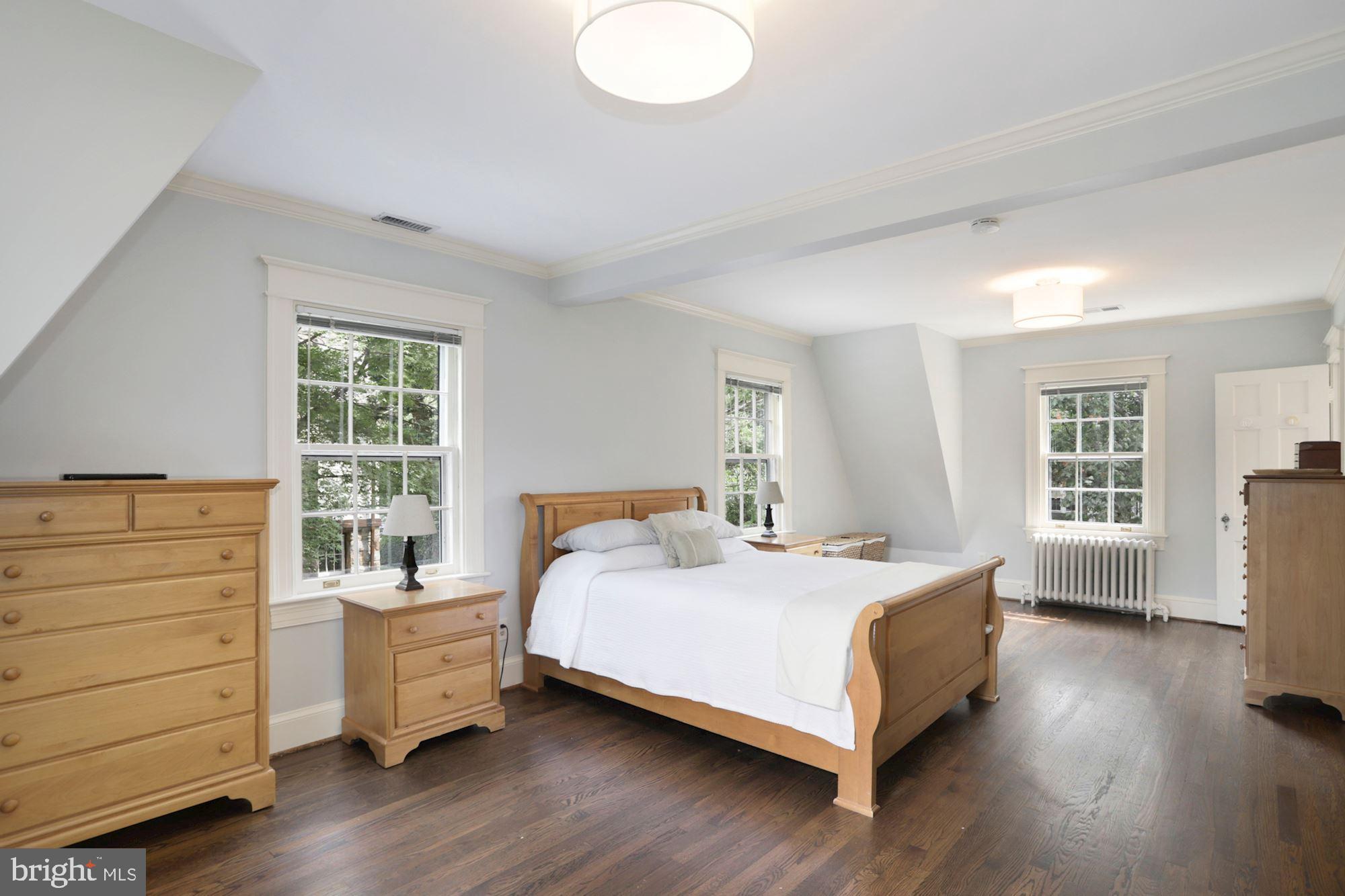 CHEVY CHASE GARDENS - Residential