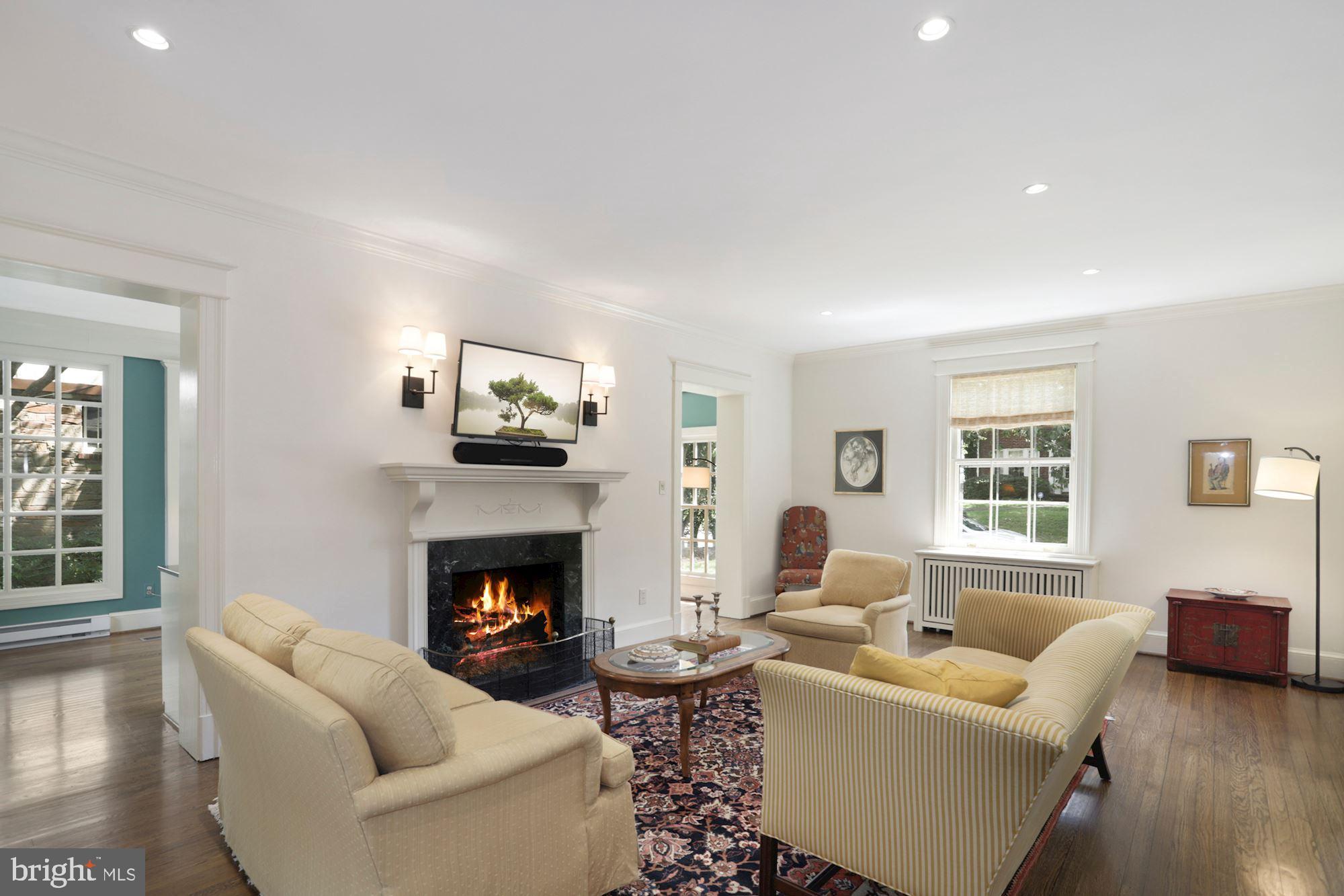 CHEVY CHASE GARDENS - Residential