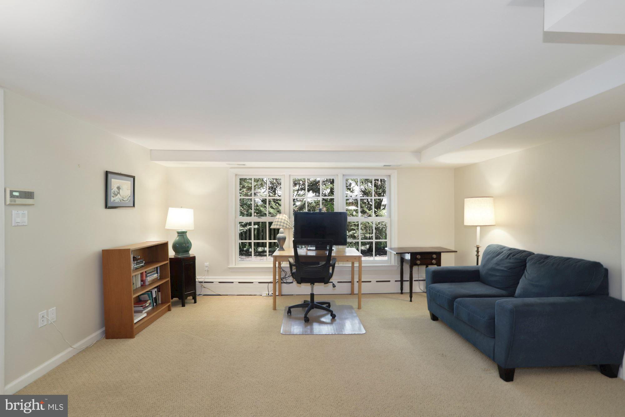 CHEVY CHASE GARDENS - Residential