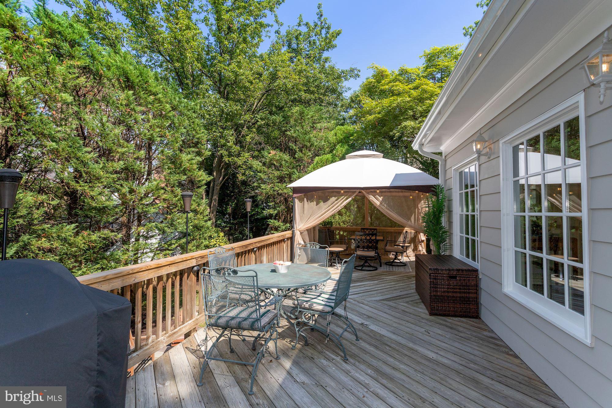 CHEVY CHASE GARDENS - Residential