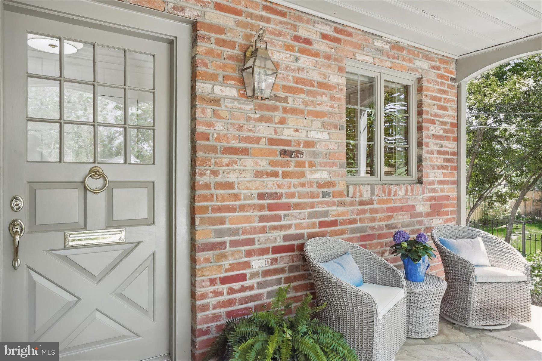 SHIRLEY WOODS - Residential