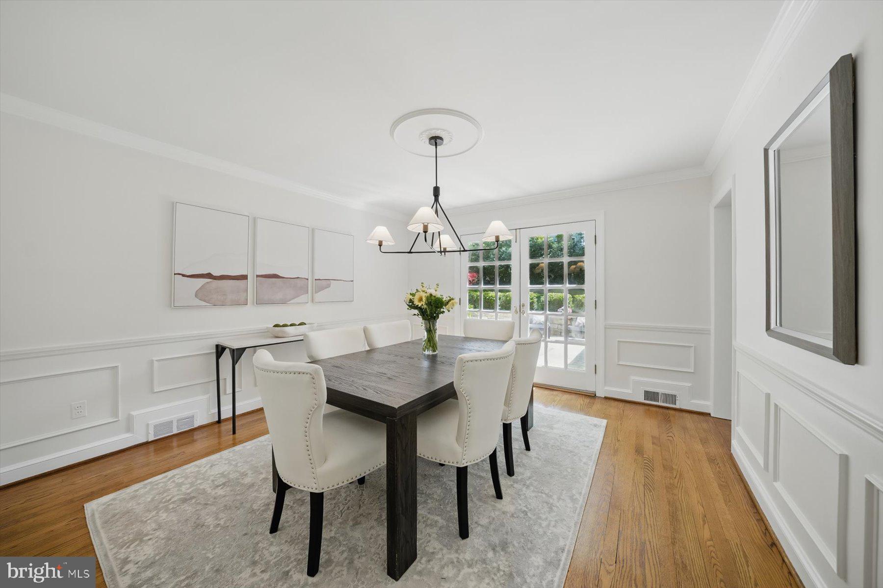 SHIRLEY WOODS - Residential