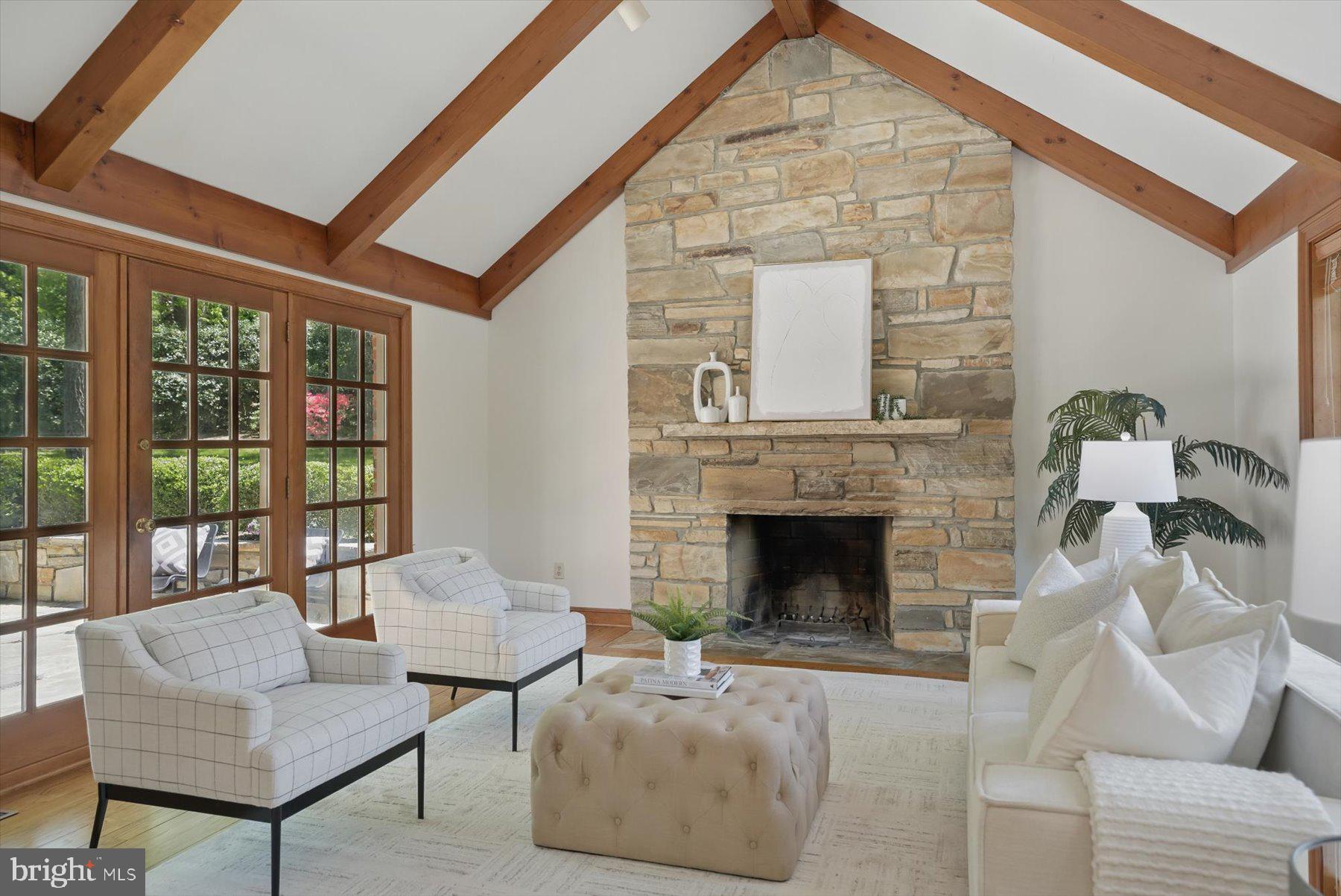 SHIRLEY WOODS - Residential