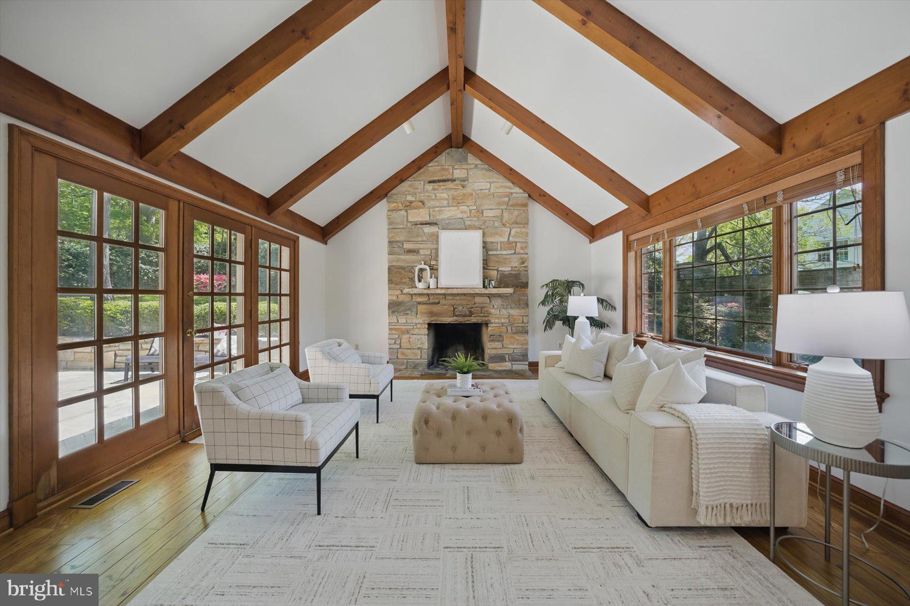 SHIRLEY WOODS - Residential