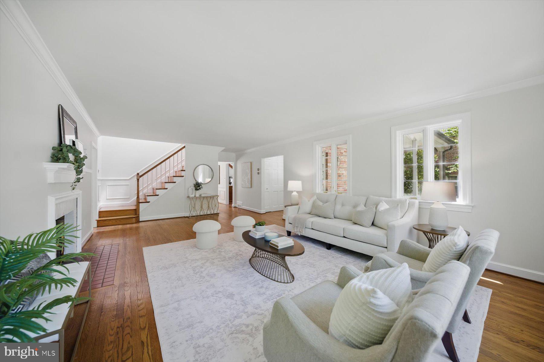 SHIRLEY WOODS - Residential