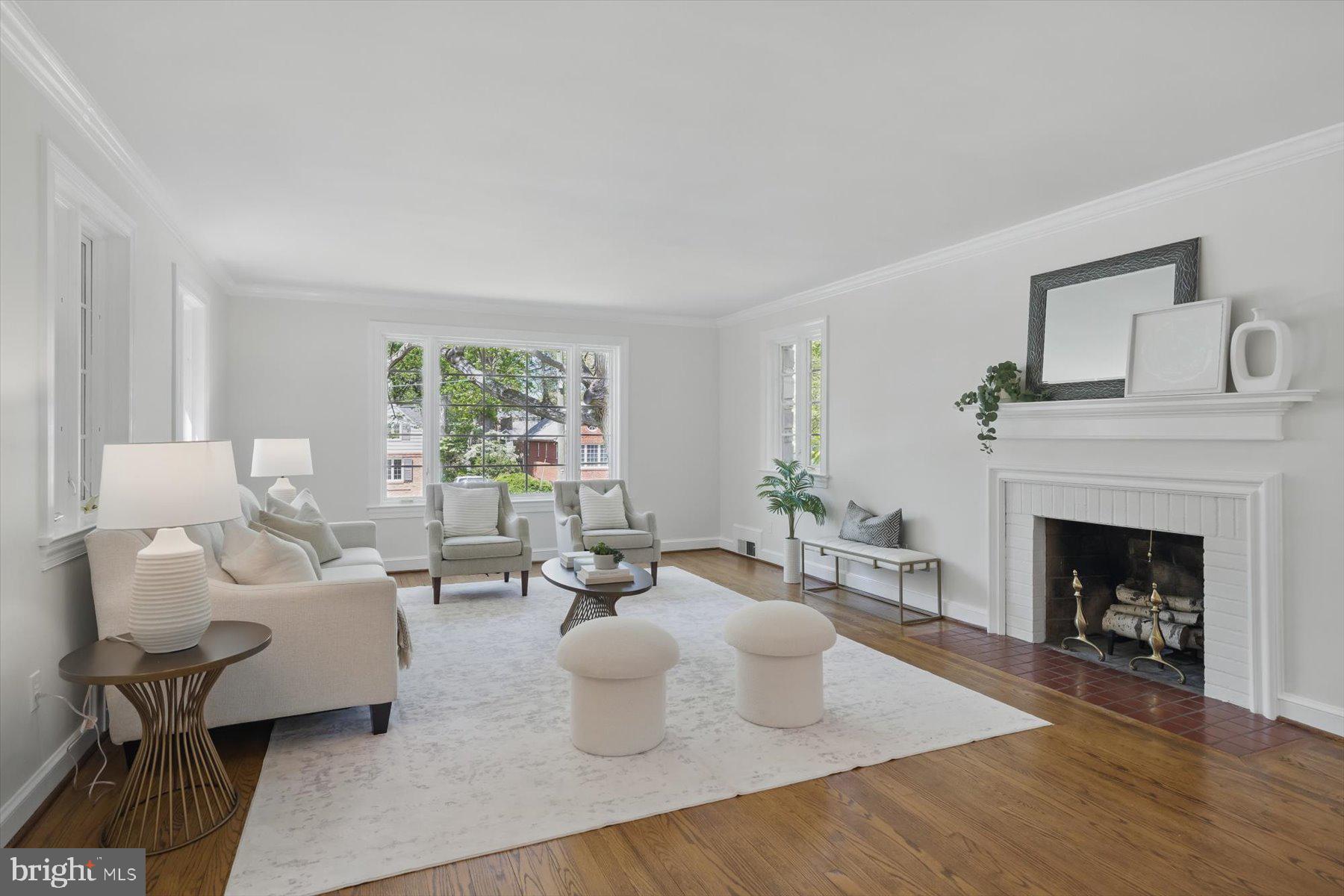 SHIRLEY WOODS - Residential