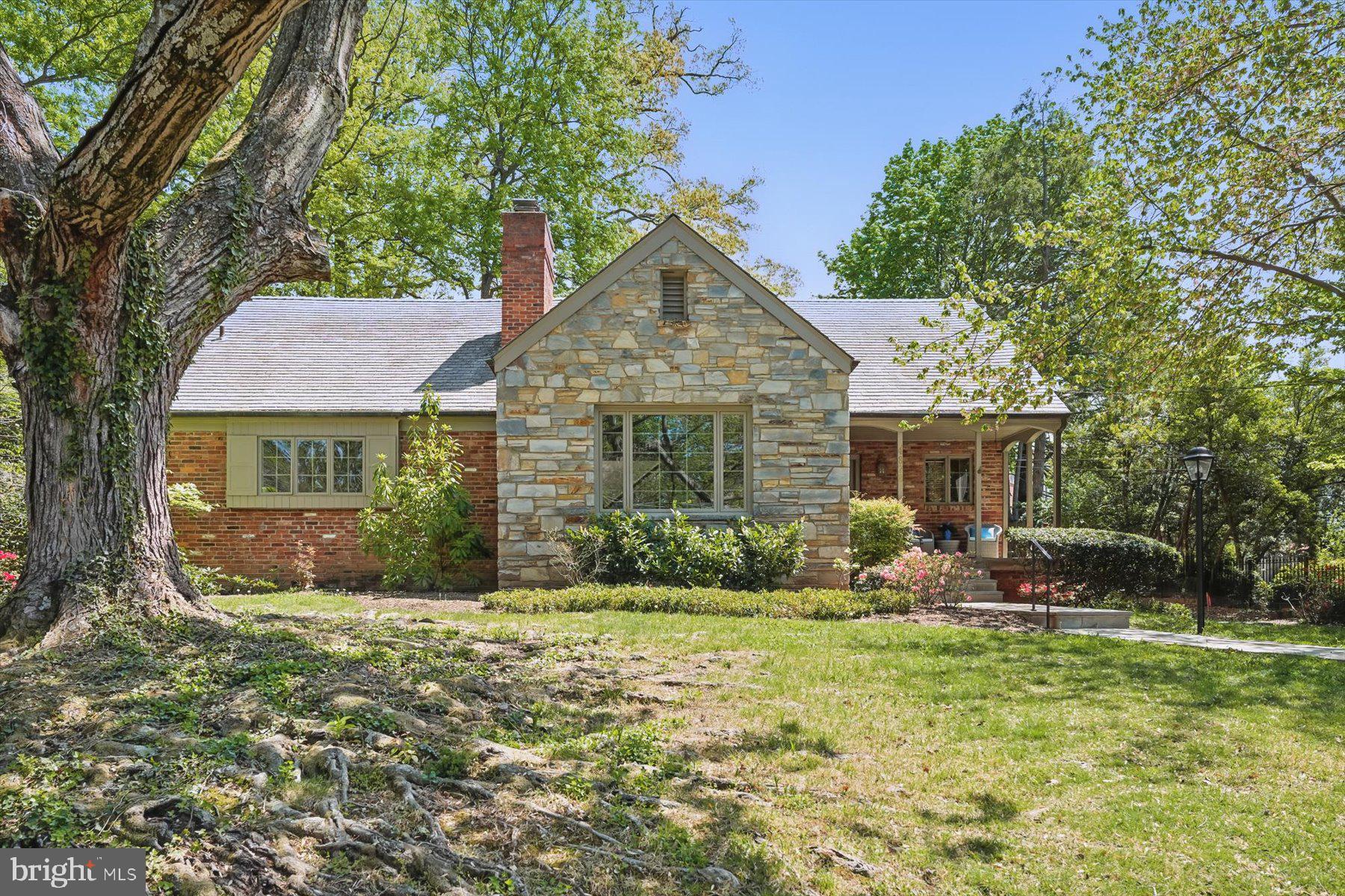 SHIRLEY WOODS - Residential