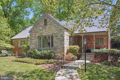 4828 27TH PLACE N ARLINGTON VA 22207