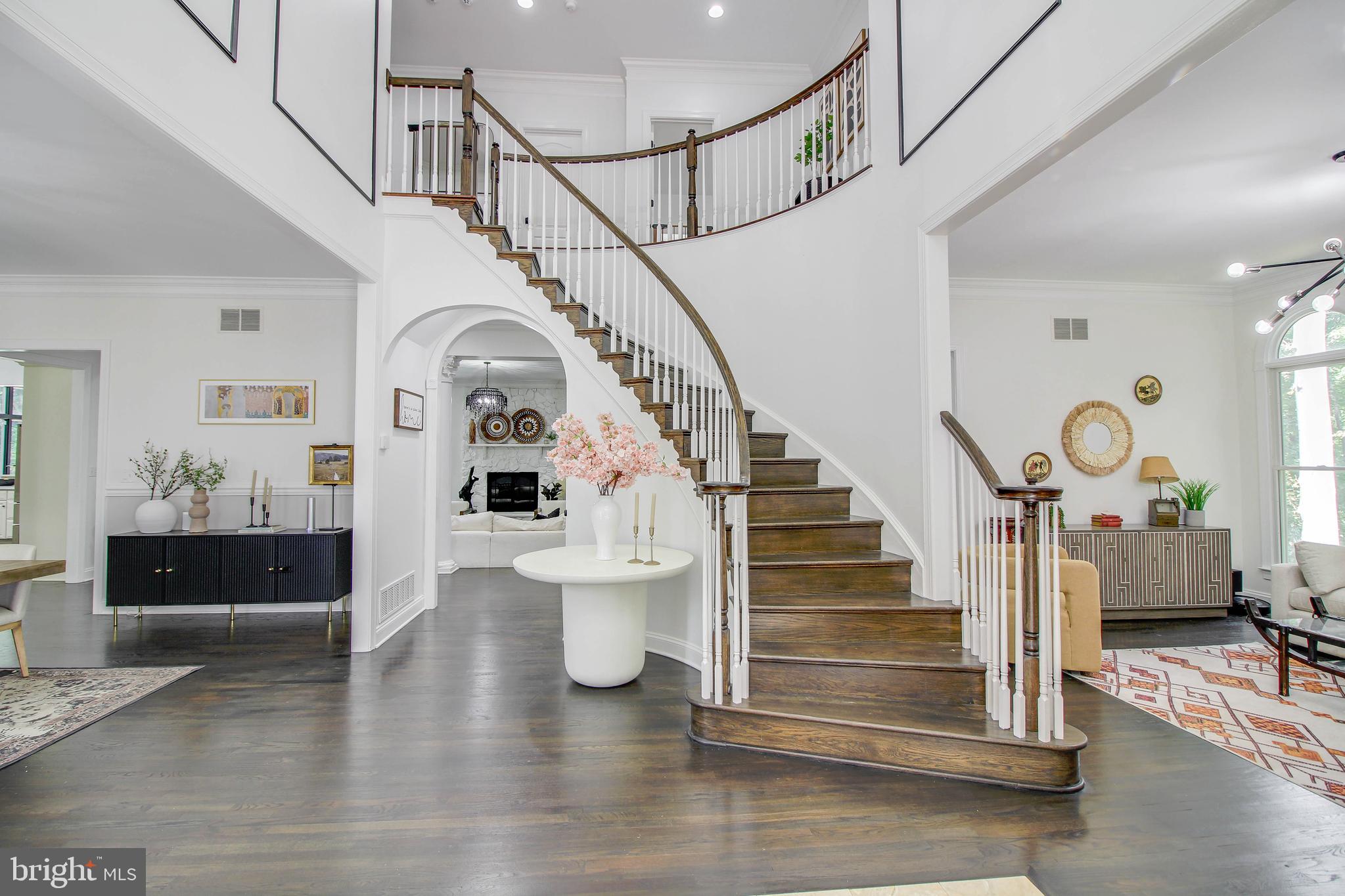 SOUTH RIVER COLONY - Residential