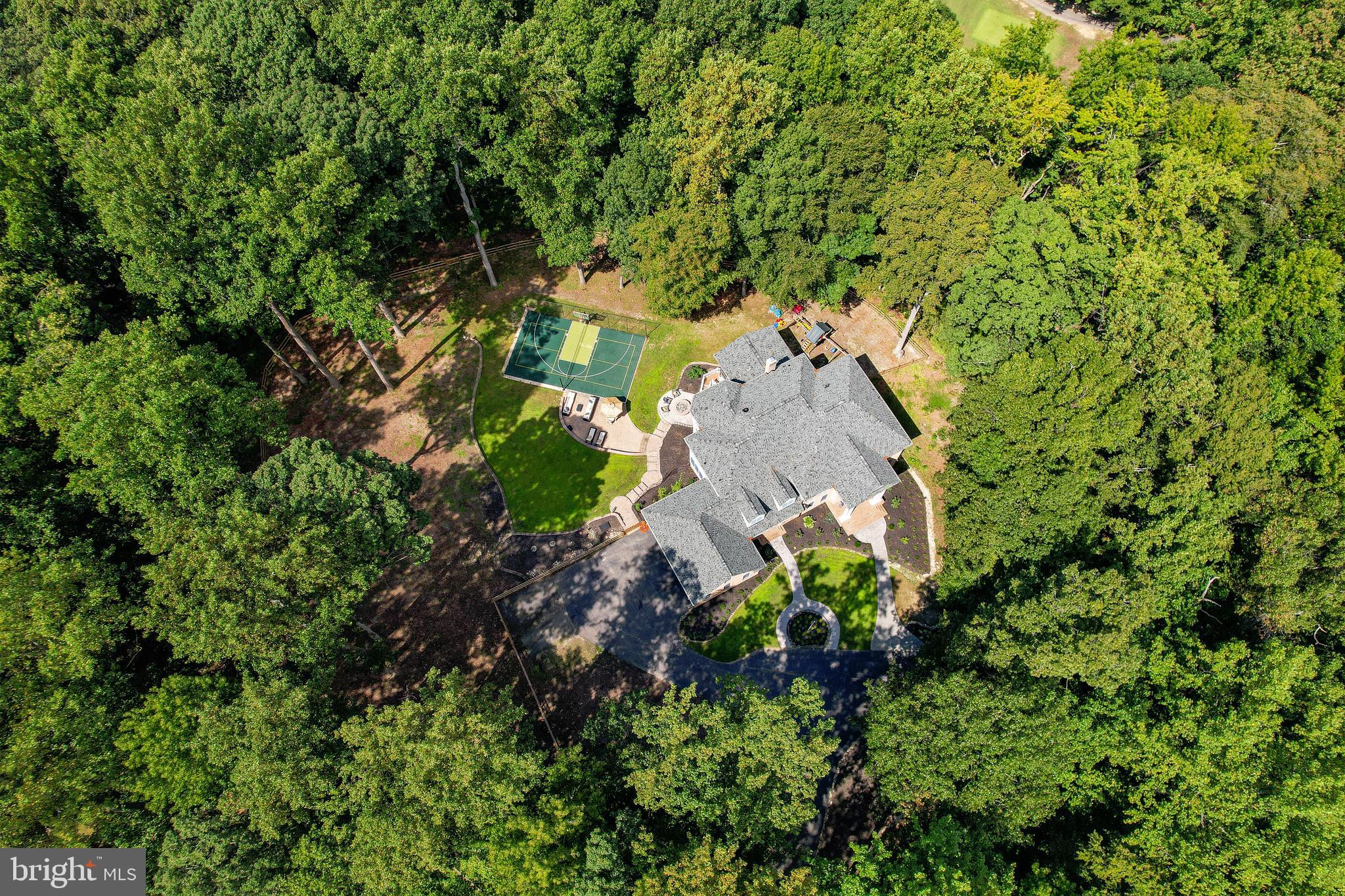 SOUTH RIVER COLONY - Residential