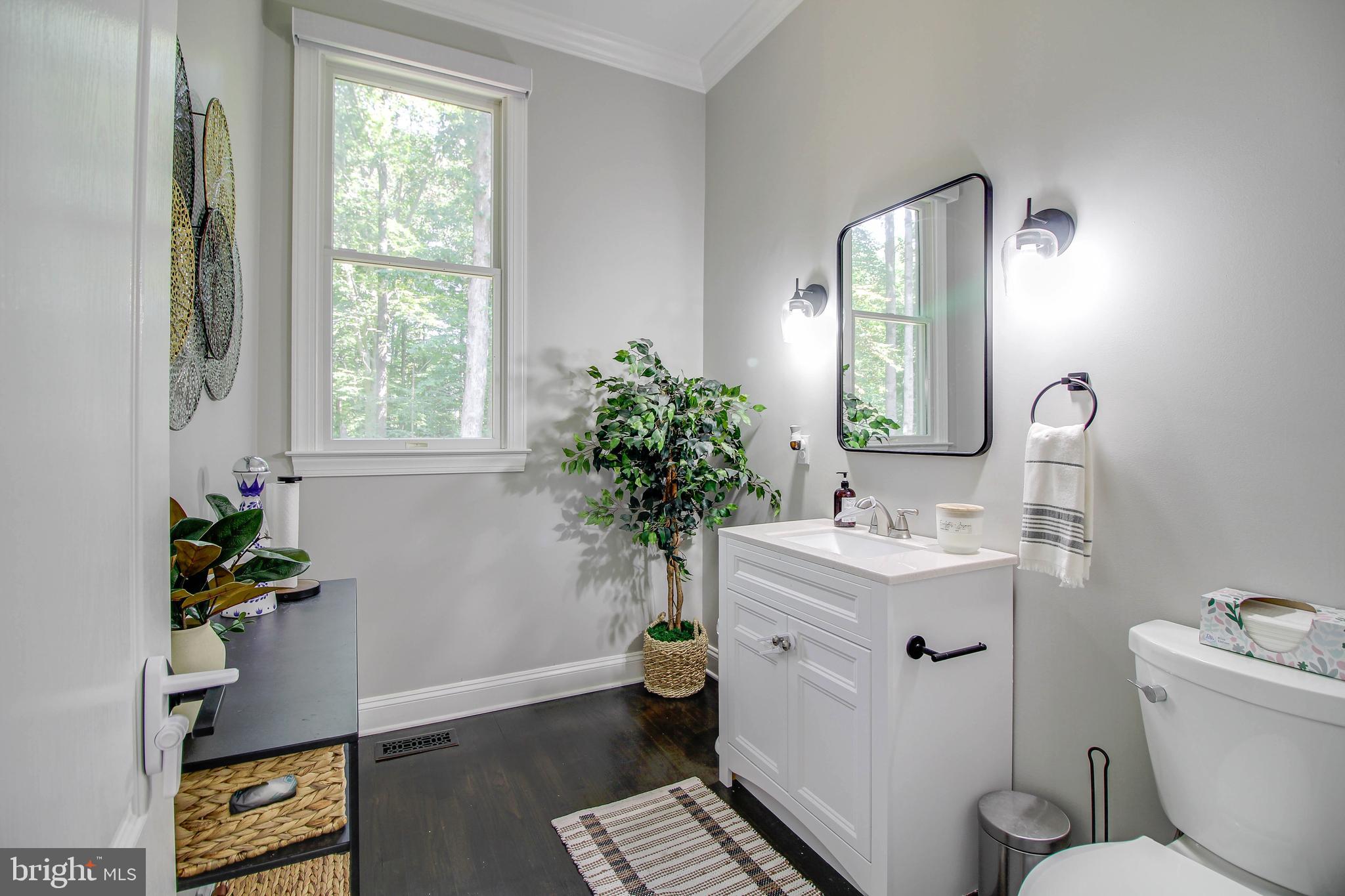 SOUTH RIVER COLONY - Residential