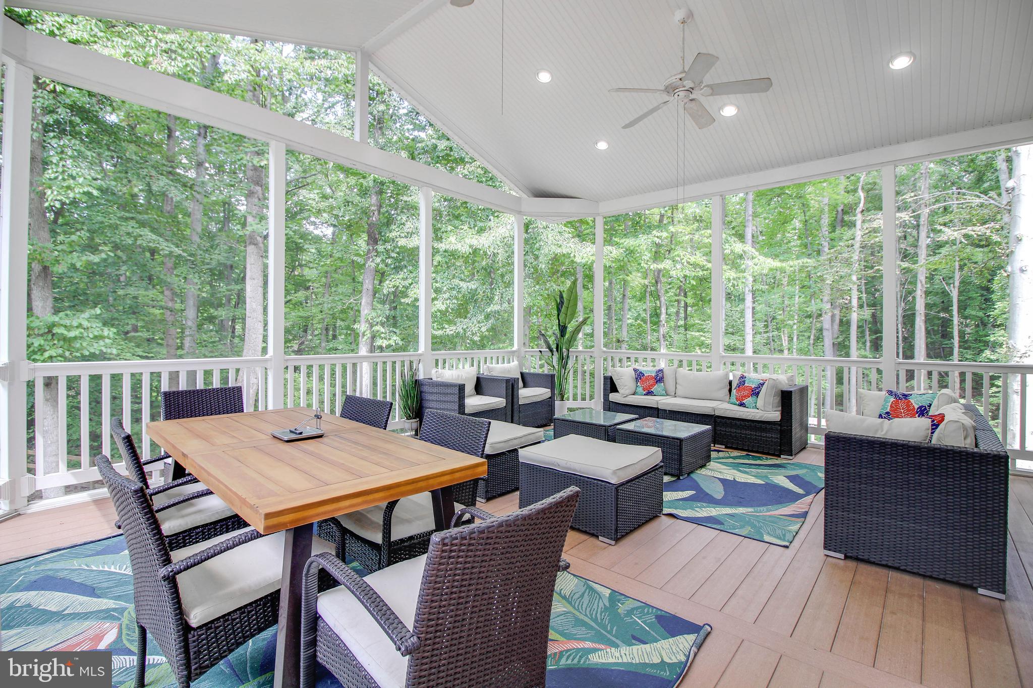 SOUTH RIVER COLONY - Residential