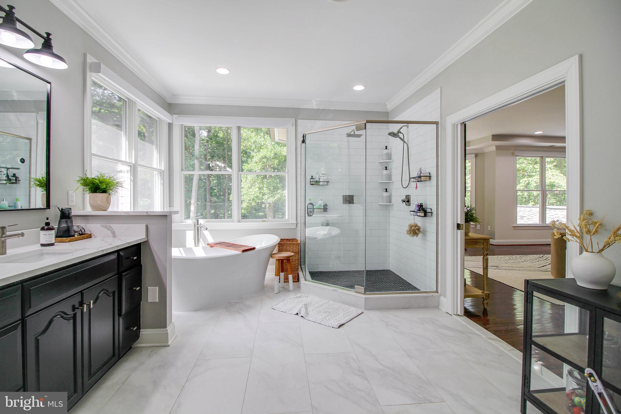 SOUTH RIVER COLONY - Residential