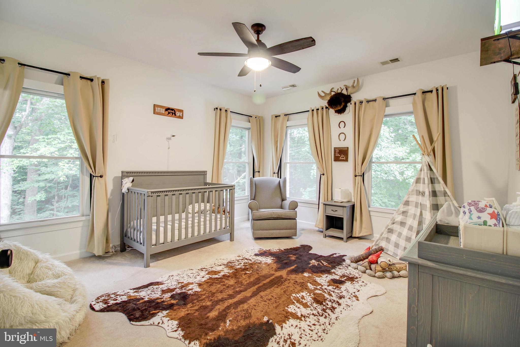 SOUTH RIVER COLONY - Residential