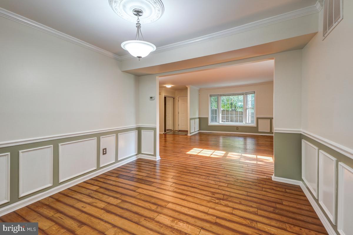 MONTROSE WOODS CODM - Residential Lease