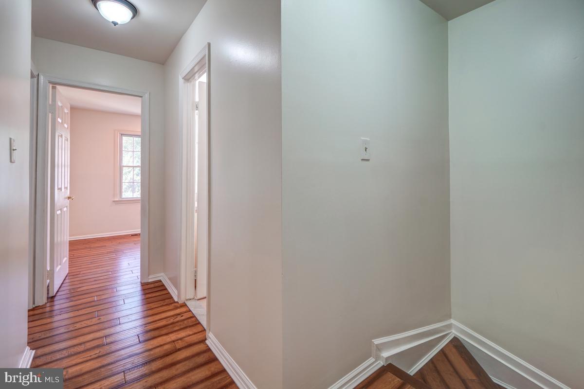 MONTROSE WOODS CODM - Residential Lease