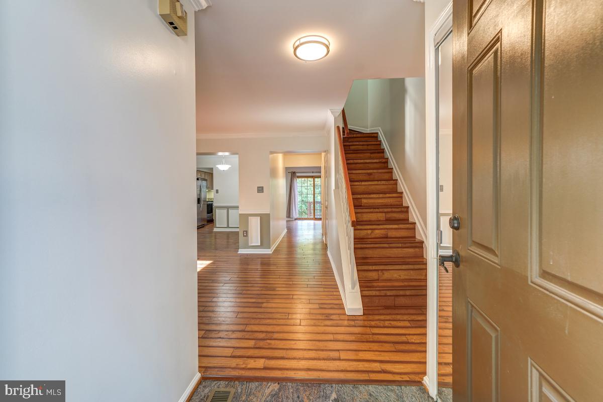 MONTROSE WOODS CODM - Residential Lease