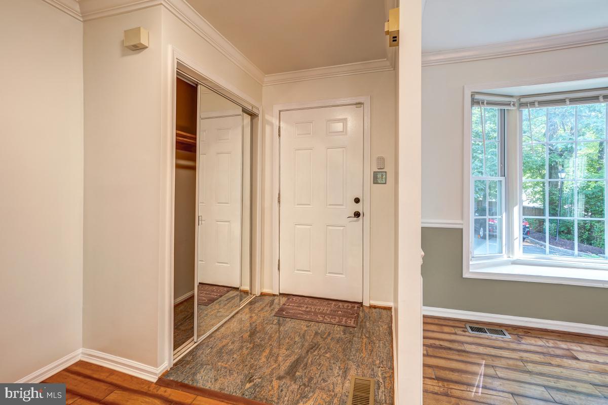 MONTROSE WOODS CODM - Residential Lease