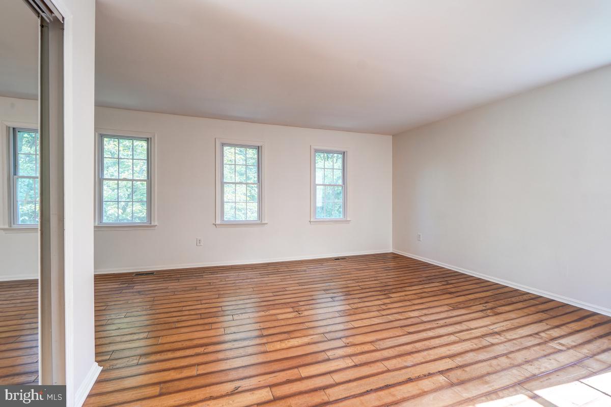 MONTROSE WOODS CODM - Residential Lease