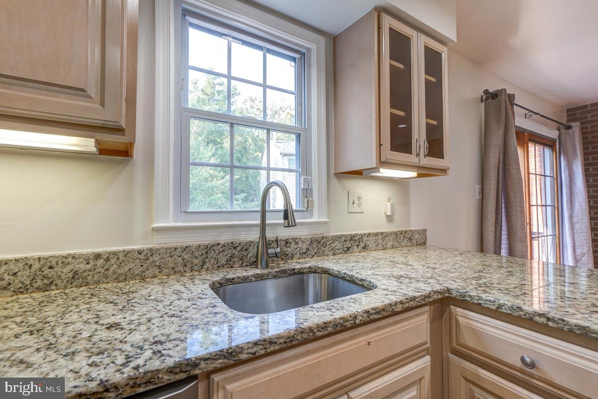 MONTROSE WOODS CODM - Residential Lease