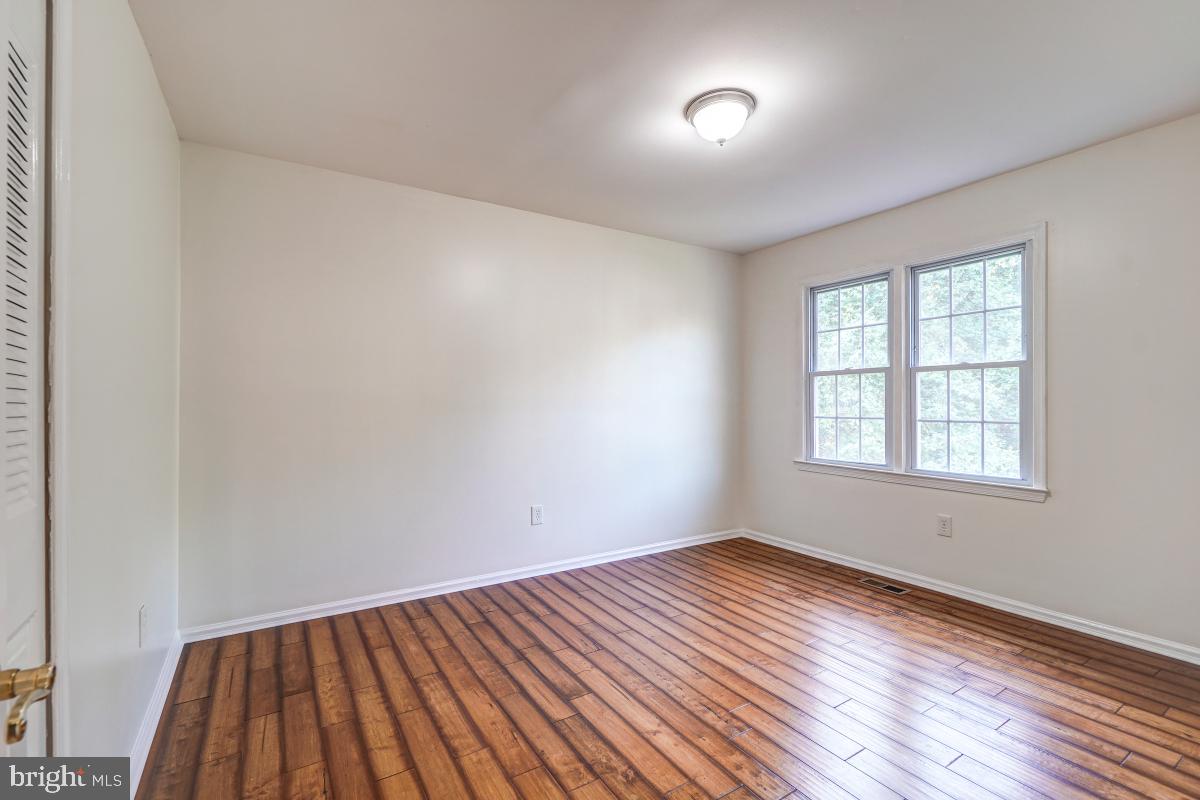 MONTROSE WOODS CODM - Residential Lease