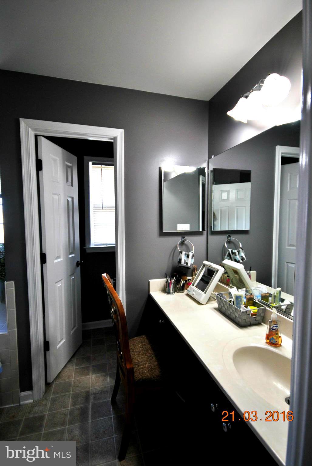 LEE'S CROSSING - Residential