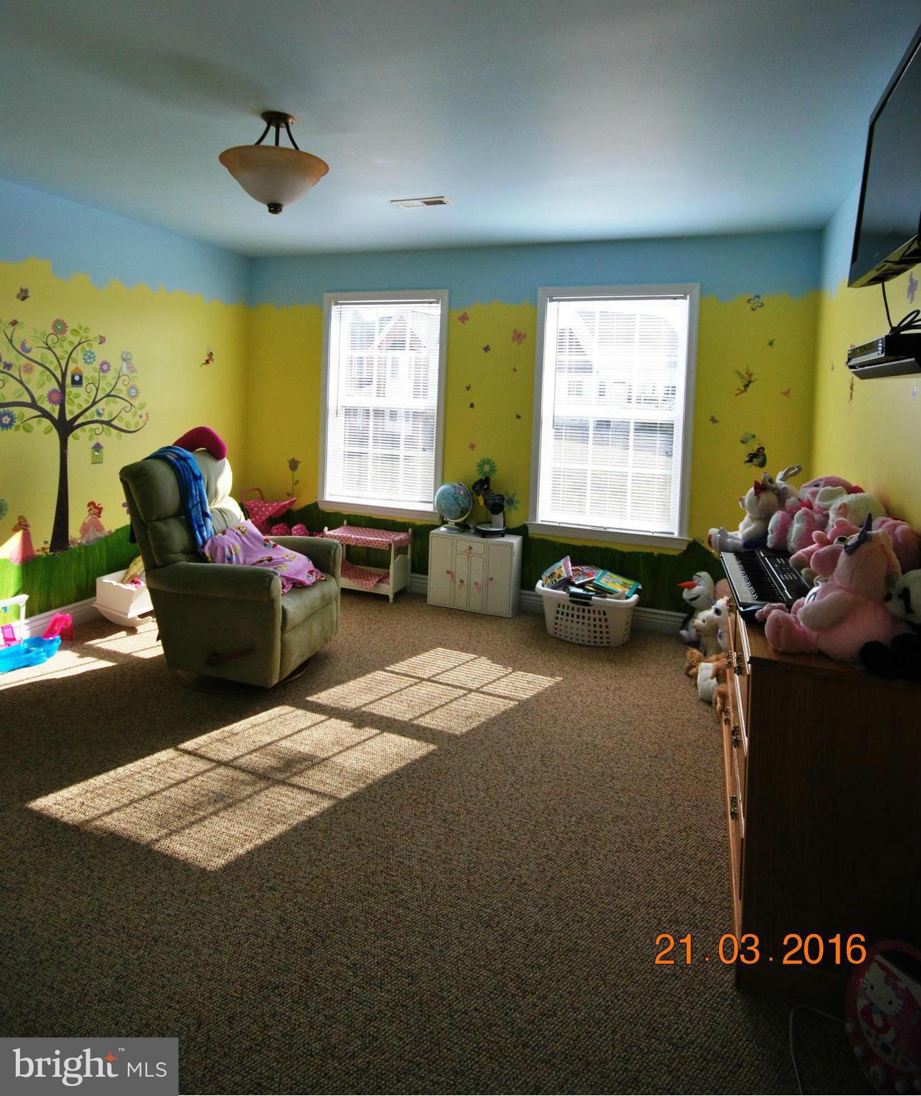 LEE'S CROSSING - Residential