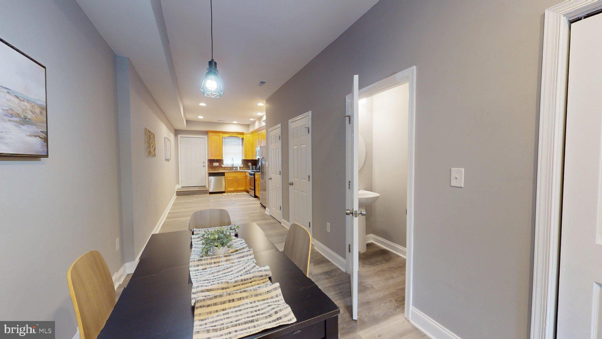 1410 N BOND STREET