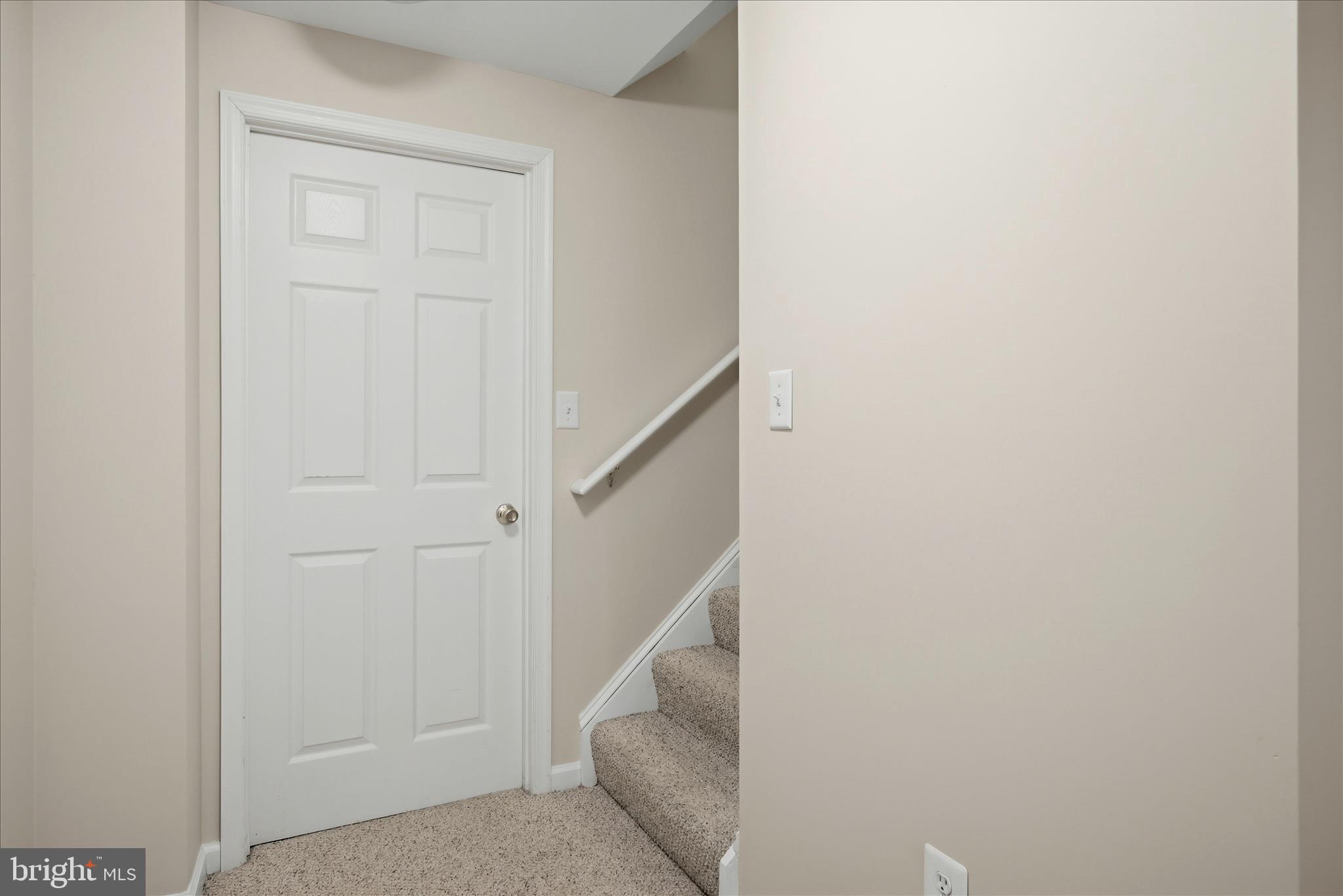 HIGH POINTE - Residential