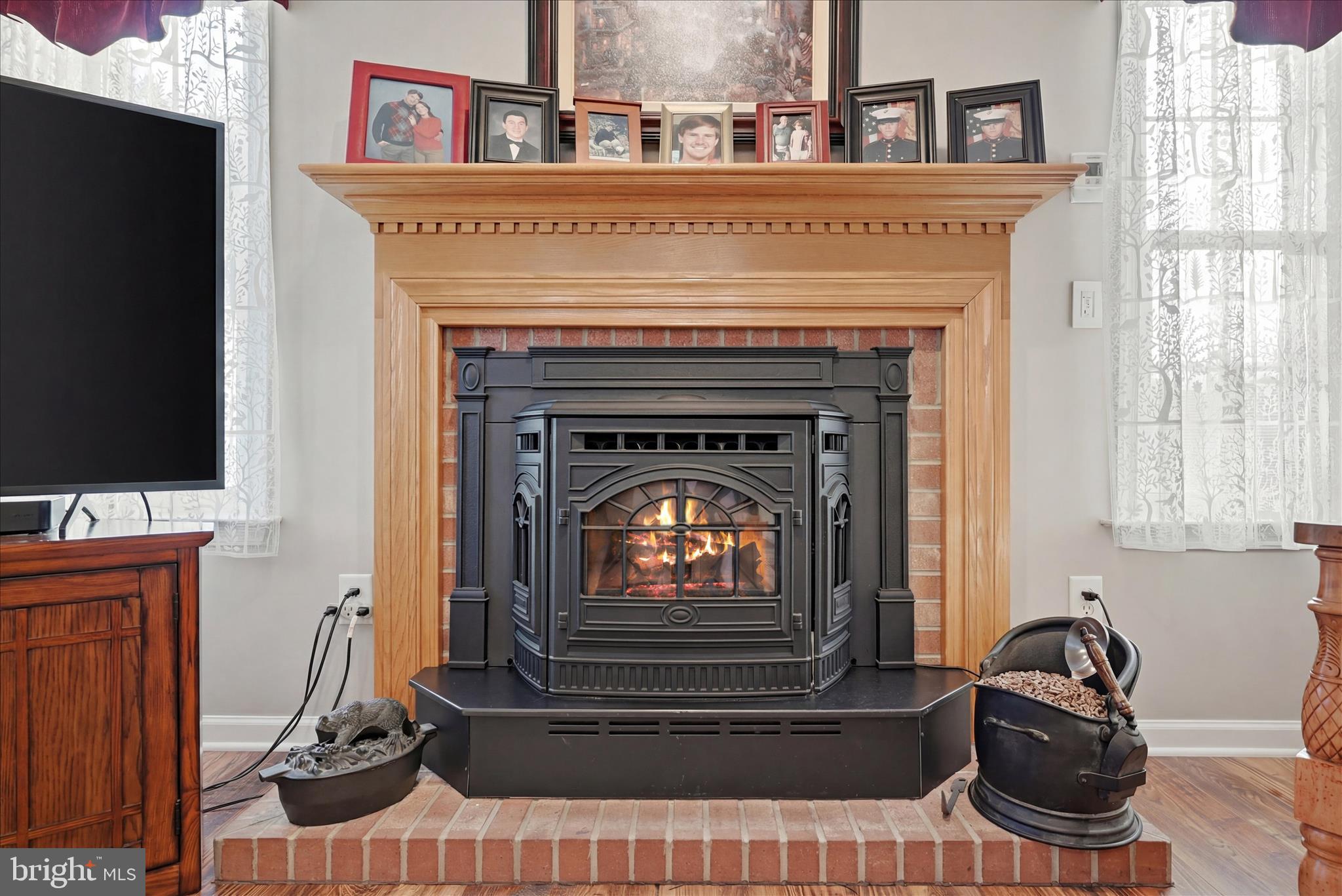 HIGH POINTE - Residential