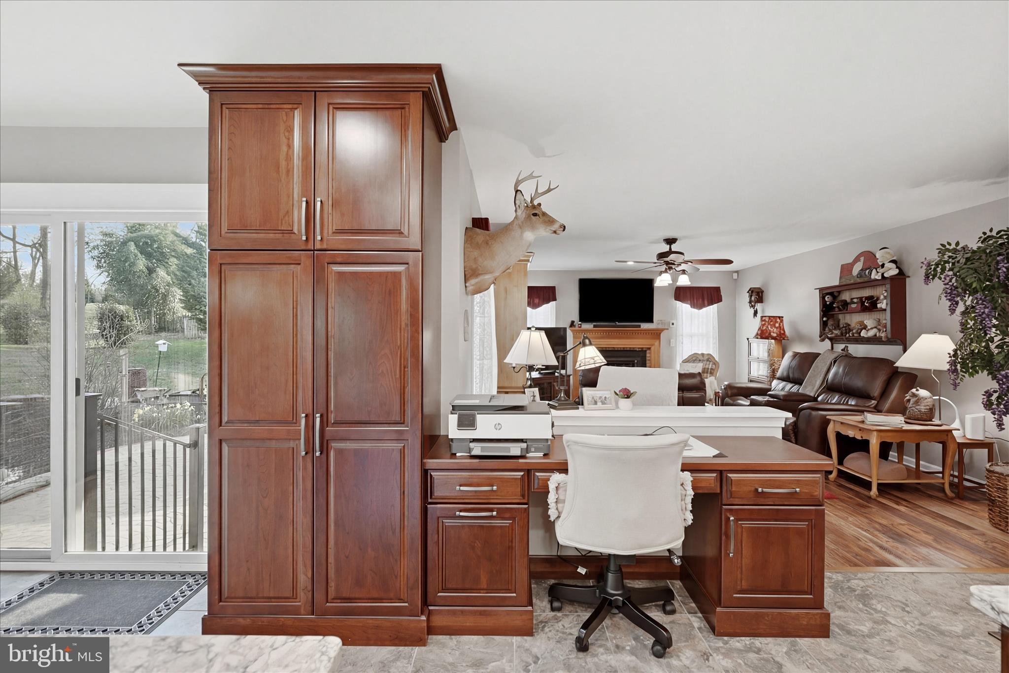 HIGH POINTE - Residential