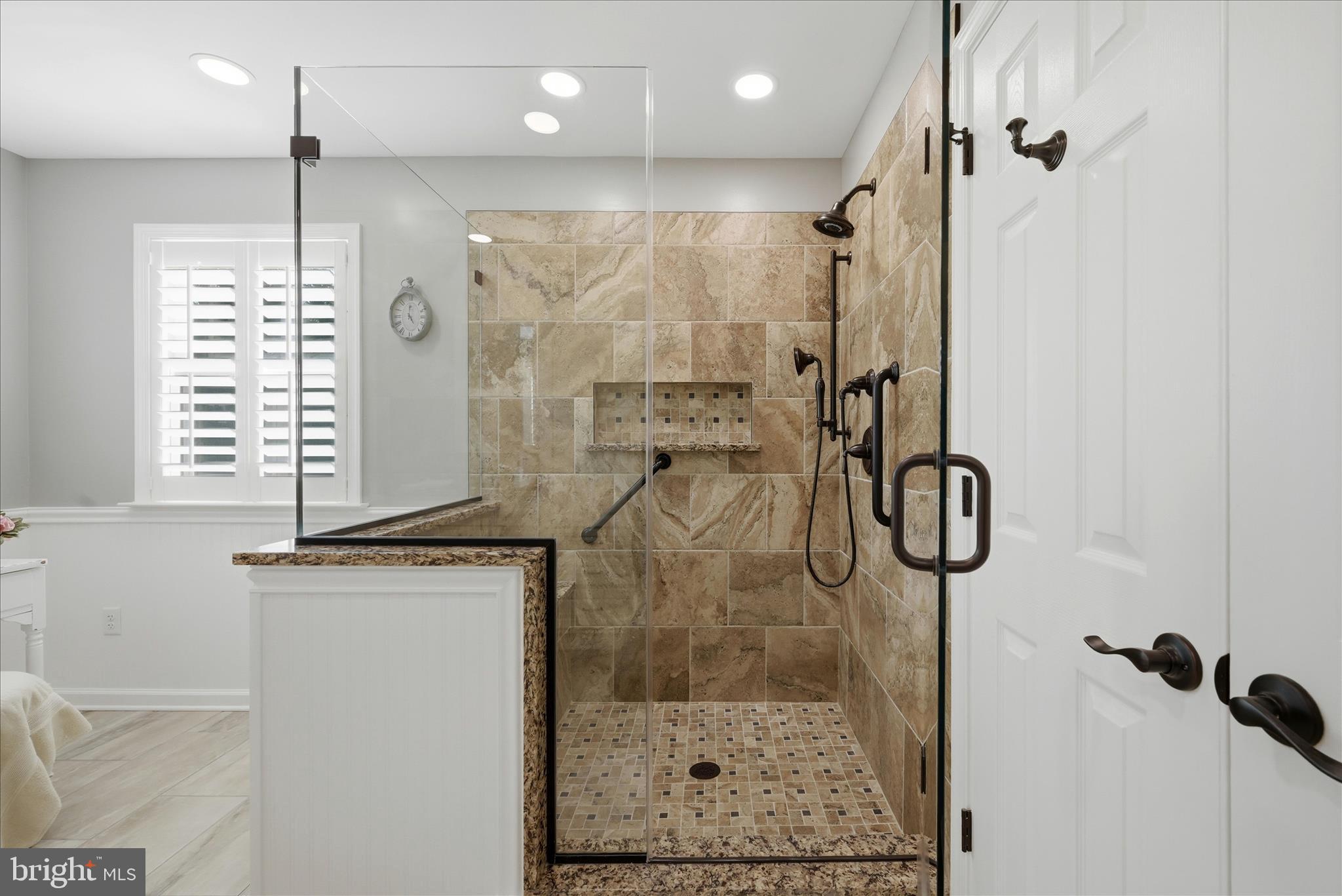 HIGH POINTE - Residential