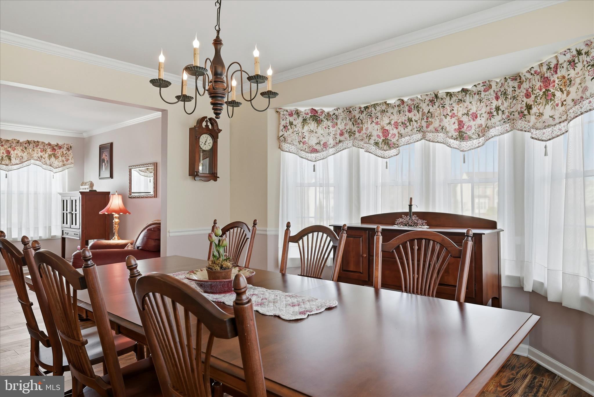 HIGH POINTE - Residential