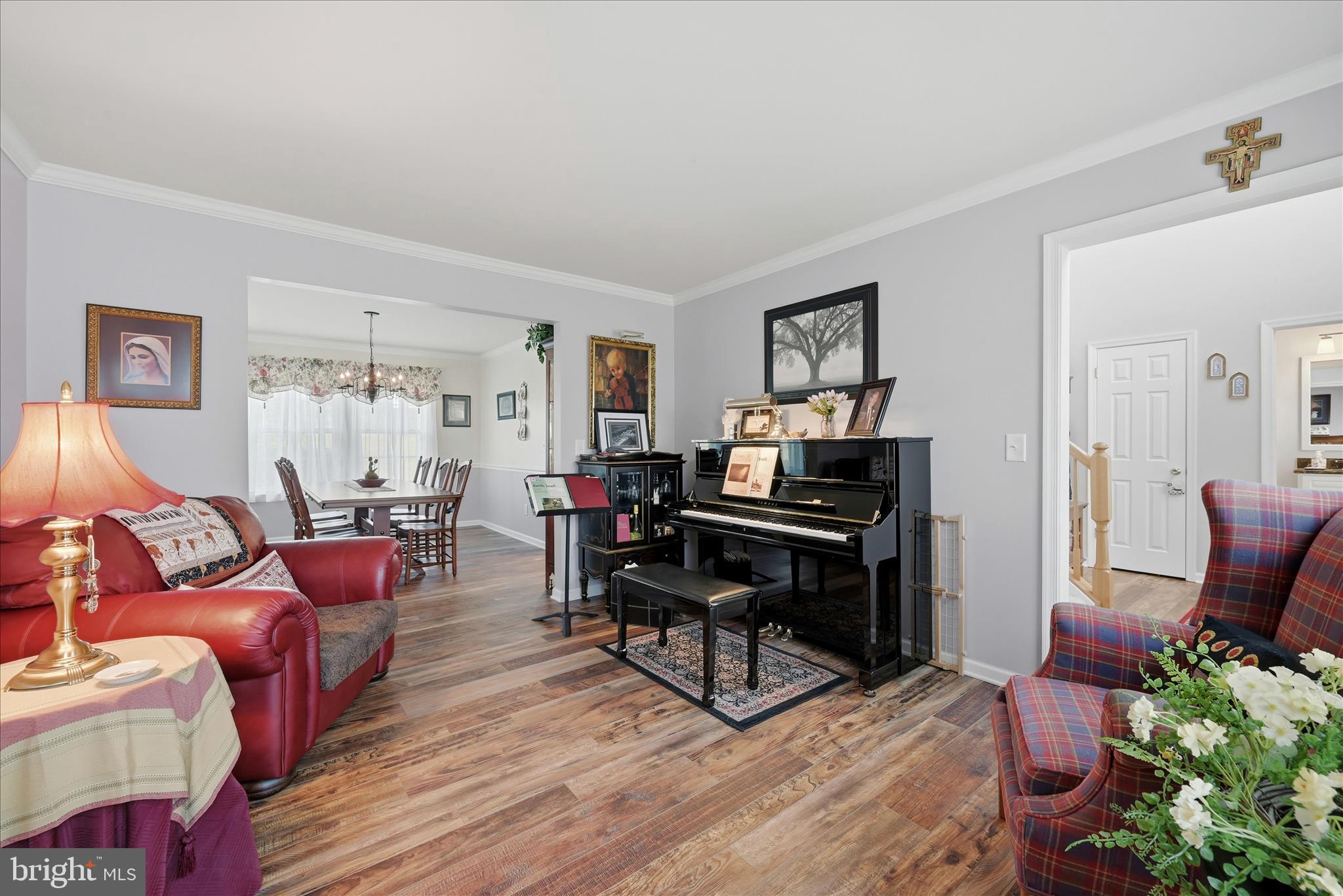 HIGH POINTE - Residential