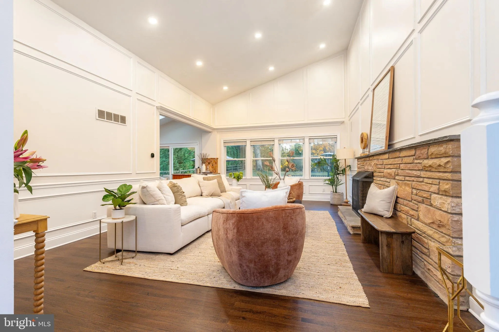 Villanova, Pennsylvania 19085, United States, 4 Bedrooms Bedrooms, ,4 BathroomsBathrooms,Residential,Coming Soon,240213