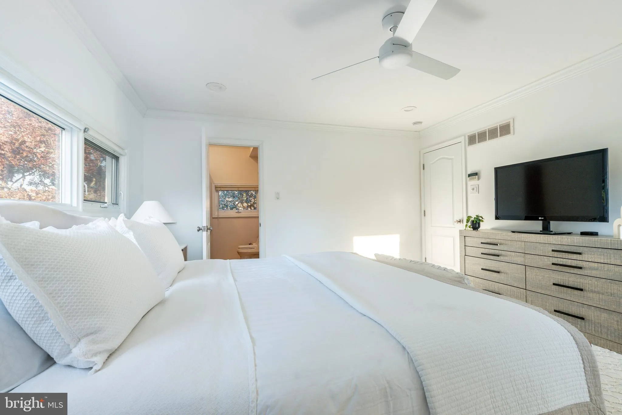 Villanova, Pennsylvania 19085, United States, 4 Bedrooms Bedrooms, ,4 BathroomsBathrooms,Residential,Coming Soon,240213