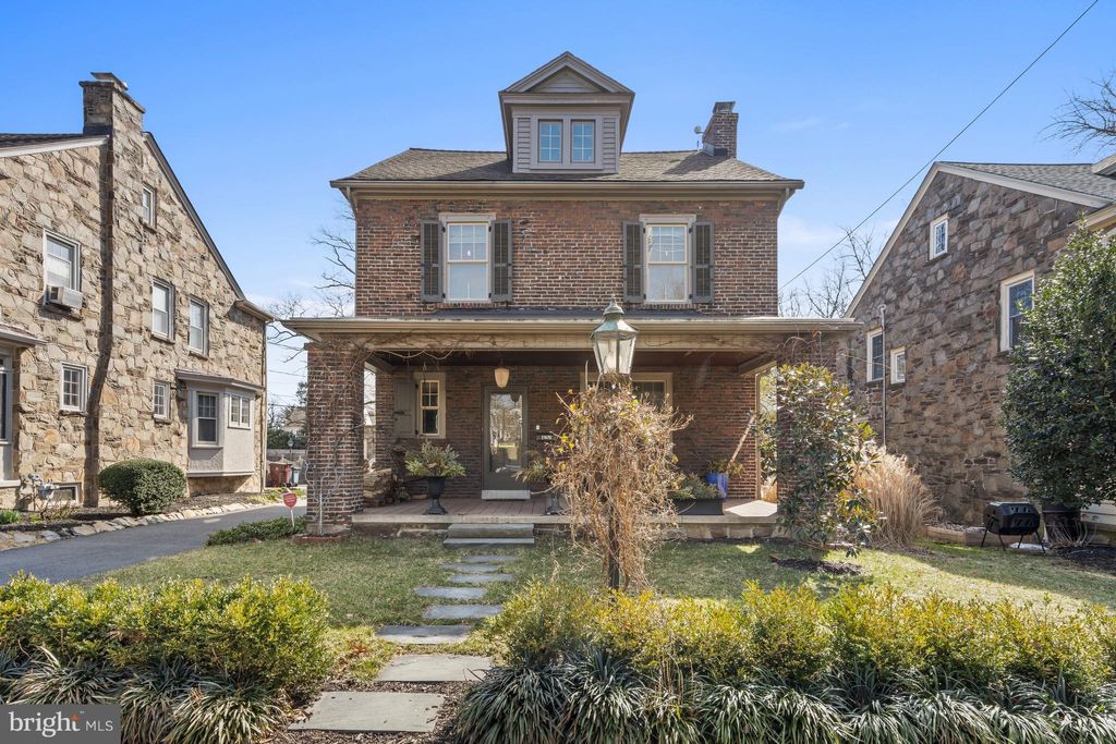 Photo of 1402 Woodlawn Avenue, WILMINGTON, DE 19806 (MLS # DENC2095260)